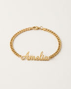 Bracelet breloques à composer avec prénom en lettres script, vue produit
