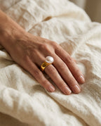 Ring worn on the ring finger with a minimal outfit
