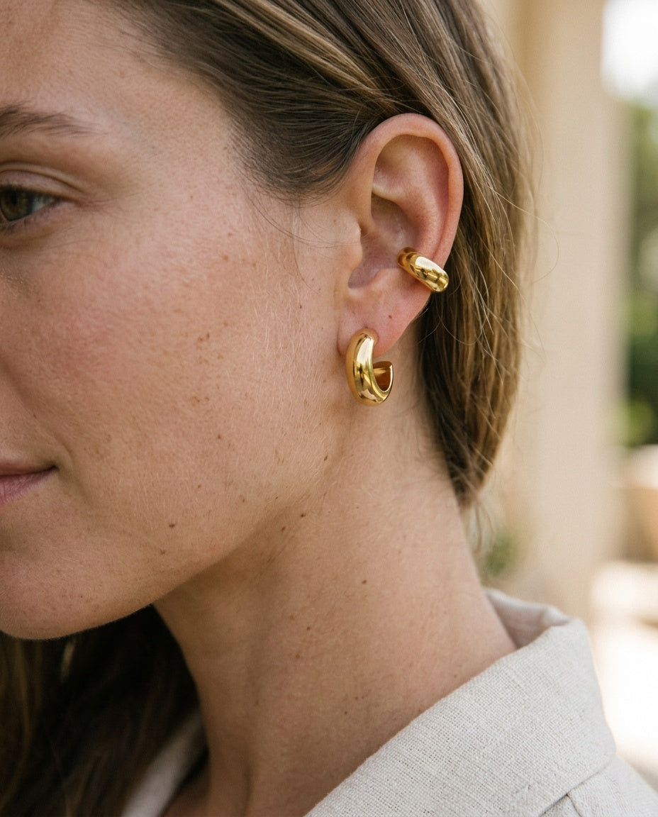 Chunky ear cuff worn on the cartilage without piercing