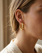 Créole clip portée sur une oreille non percée