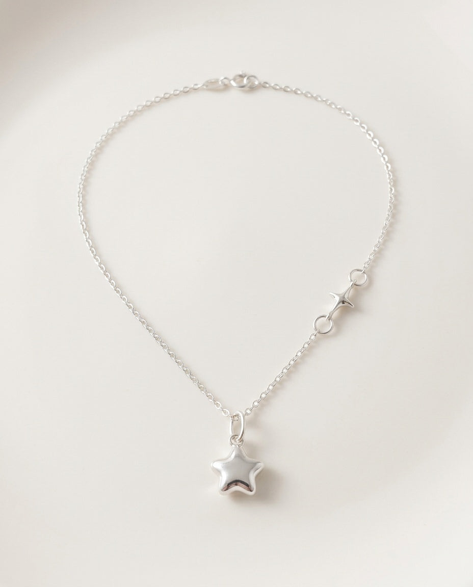 Collier étoile en argent avec pendentif bombé à cinq branches
