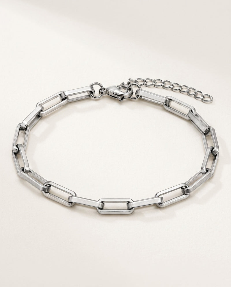 Mens stainless steel bracelet with paperclip links in silver tone